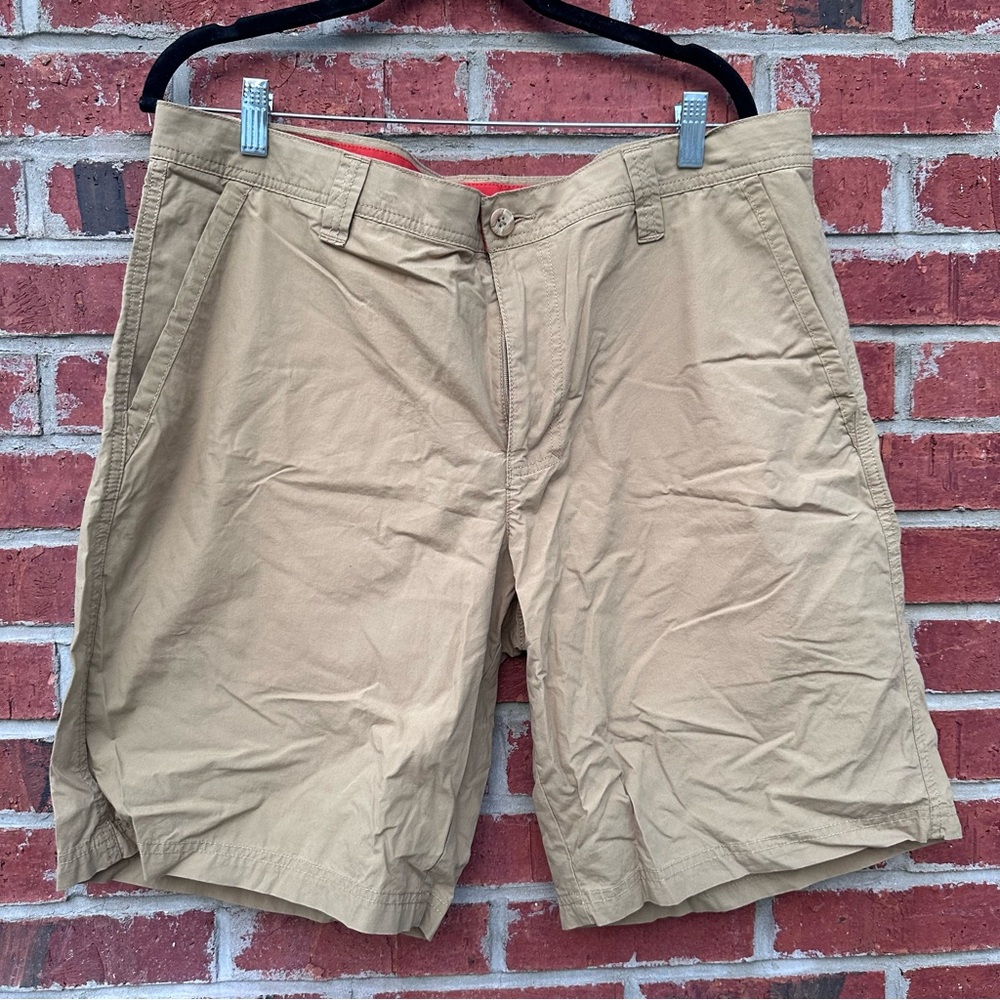 Columbia Shorts Men Chino 36W Beige